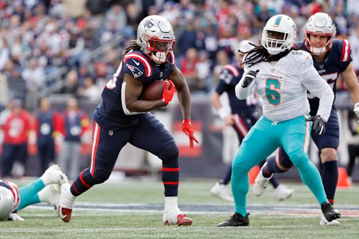 Patriots - Rhamondre Dolphins